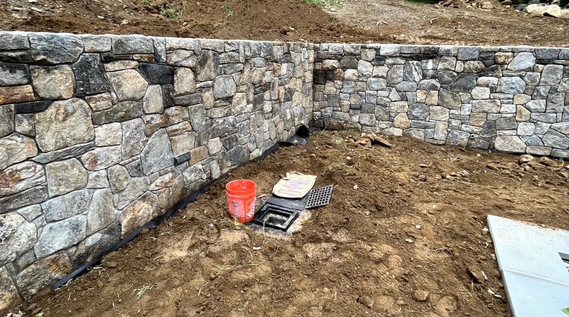 Retaining Walls & Stonework
