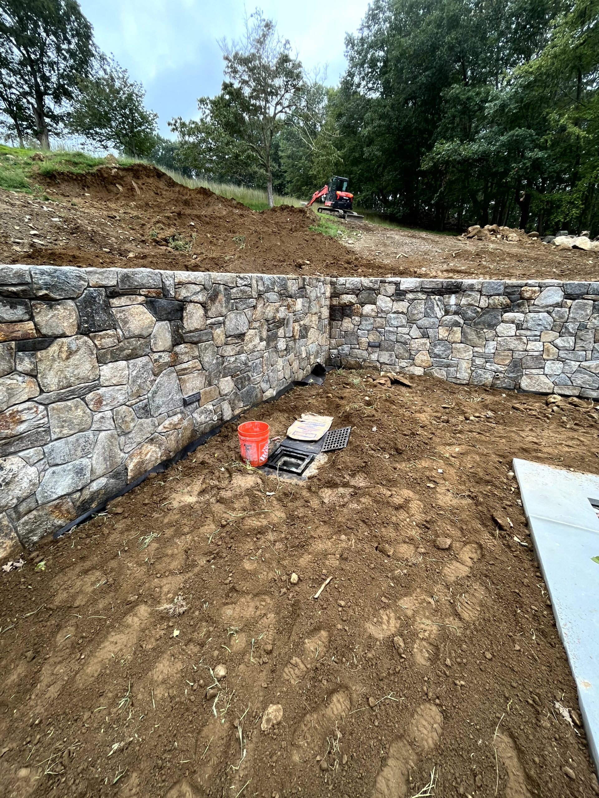 Retaining walls & stonework