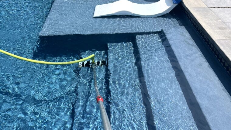 Pool & Systems Maintenance