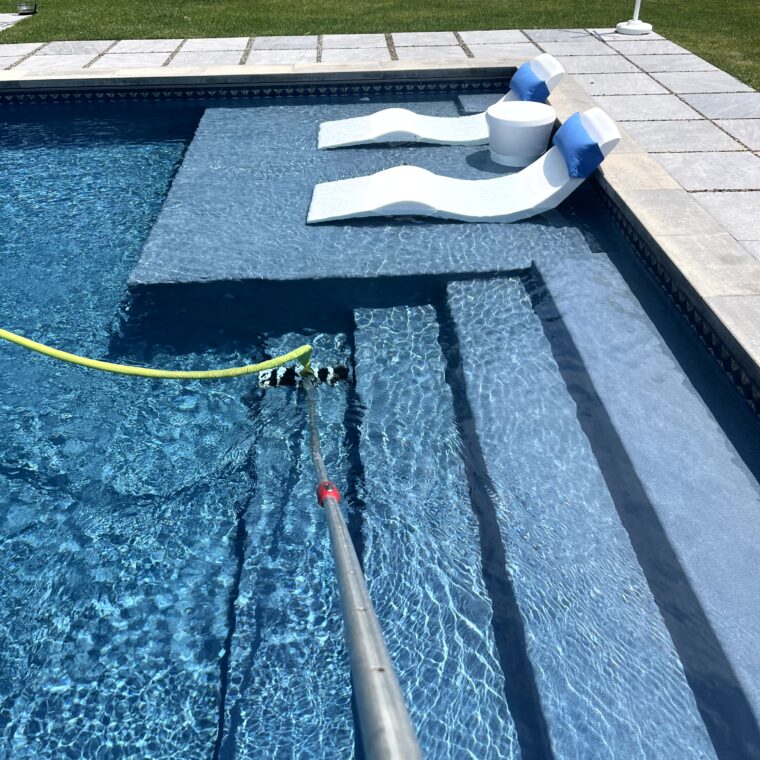 Pool & Systems Maintenance